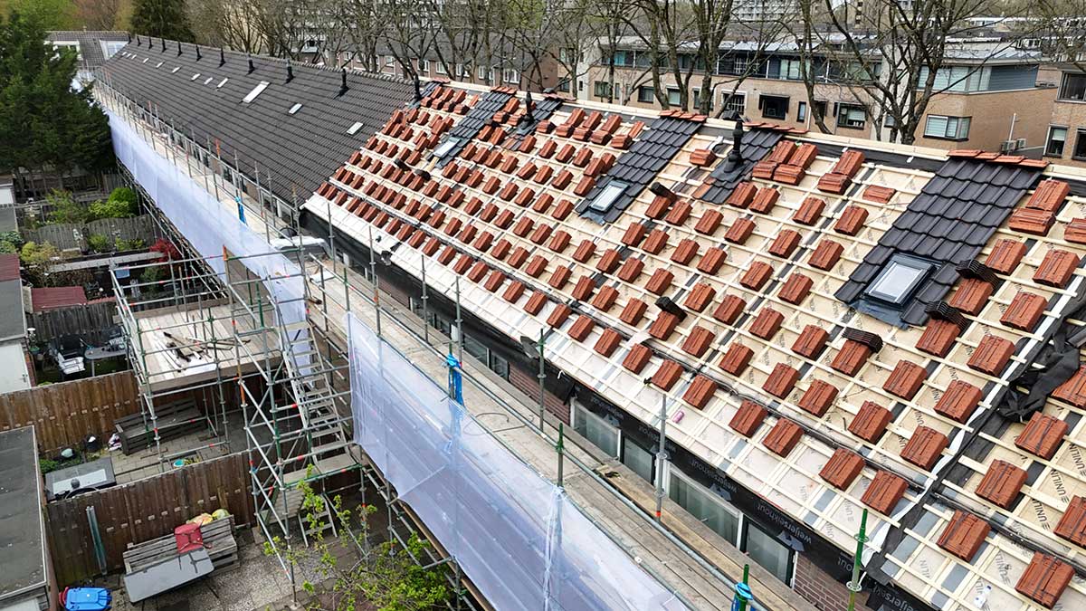 VHV Vario dakpannen Dordrecht dakrenovatie
