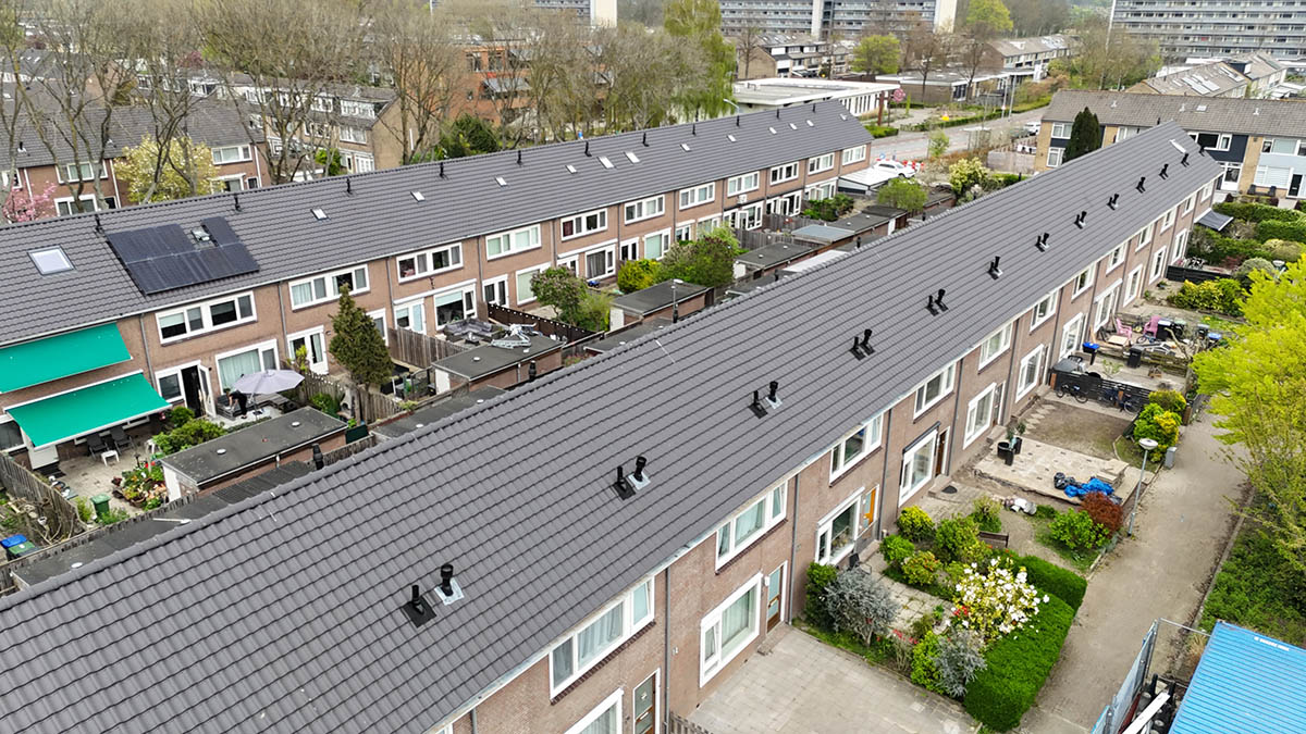 VHV Vario dakpannen Dordrecht renovatie